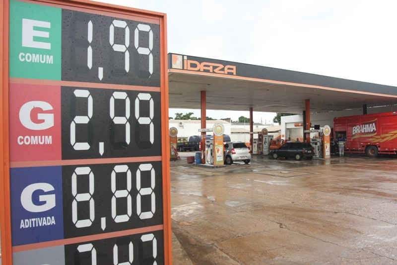 Posto Marmeleiro vende gasolina para o Governo pelo mesmo preço que vende para o consumidor comum - Foto: Pedro Alves