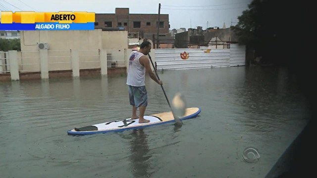 Temporal no RS deixa 48 mil pessoas sem luz - Circuito Mato Grosso