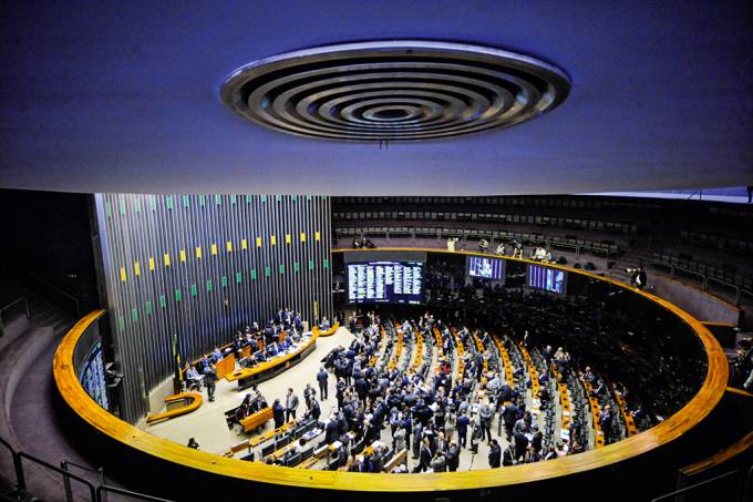 Senado debate Orçamento e deve reiterar força do Congresso