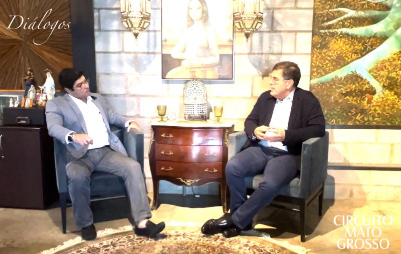  Antonio Horácio conversa com Mauro Roberto Gomes de Mattos